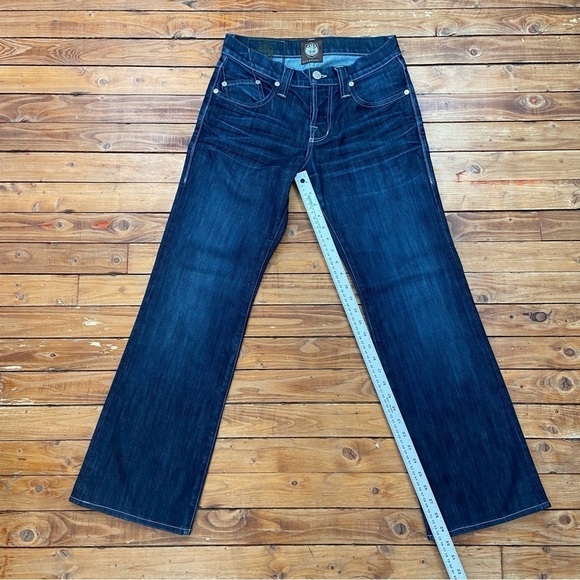 ROCK & Republic dark blue Henlee  jeans with a button fly skull head rock biker - Picture 13 of 15